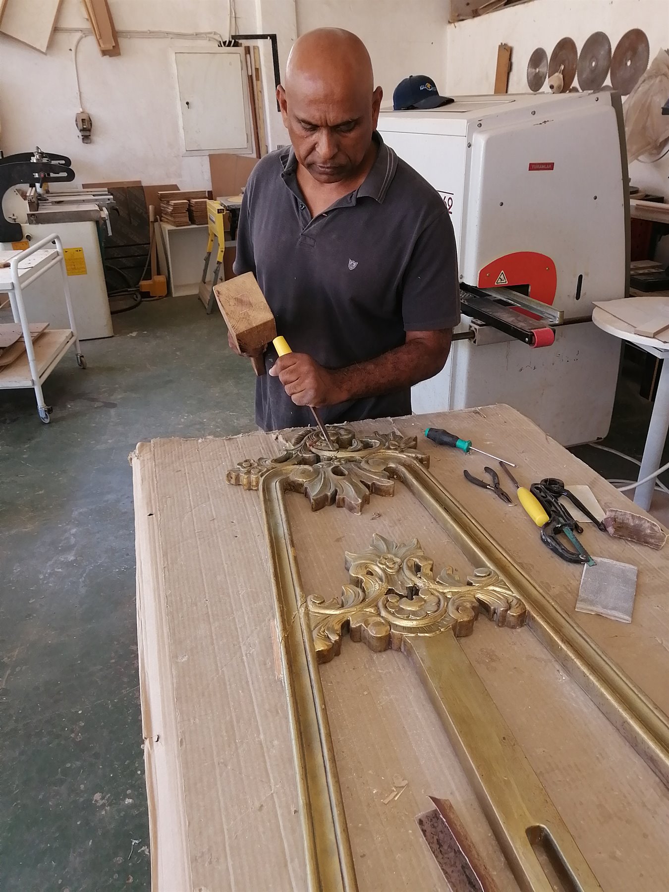 Antique Repair 2