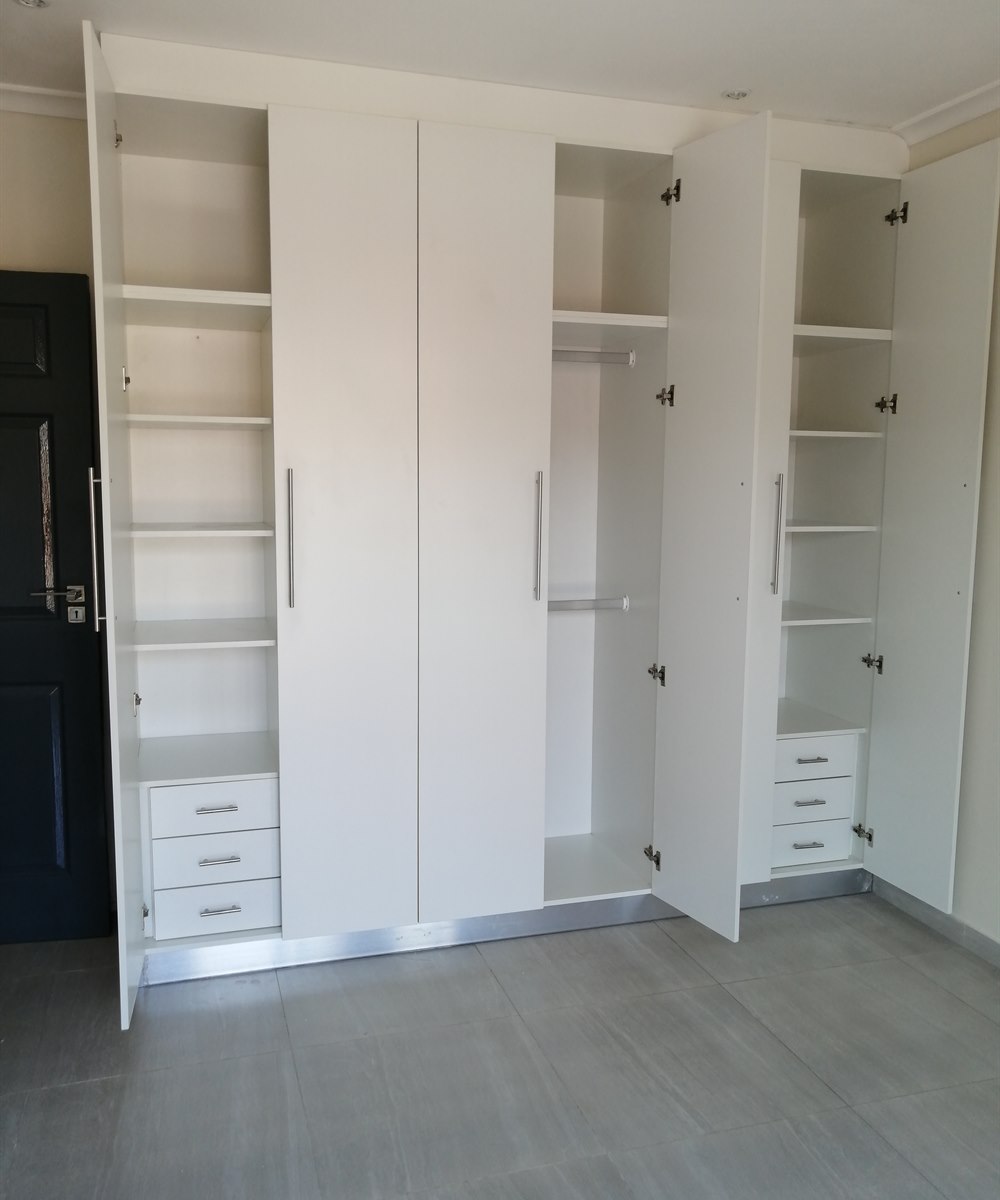 Walk-in wardrobe built-in cupboard interior